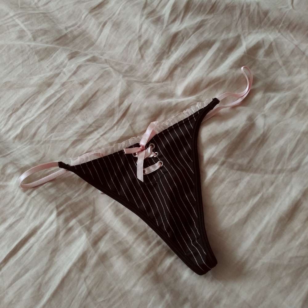 G-strings